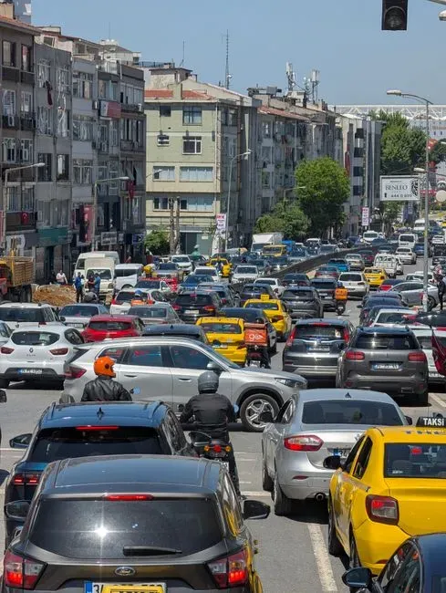 How Traffic Is Reshaping Daily Life Across These Cities (Image Credits: Pexels)