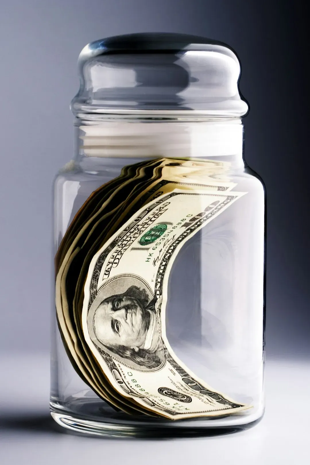 3. You Need an Emergency Fund That Stays Untouched (Image Credits: Unsplash)