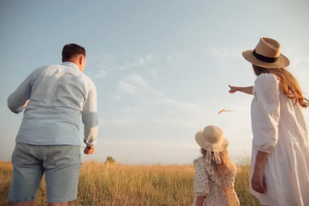 9. Being Kind to Family, Especially Under Stress (Image Credits: Unsplash)