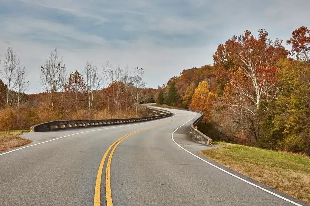 4. Natchez Trace Parkway, Tennessee and Mississippi (Image Credits: Rawpixel)