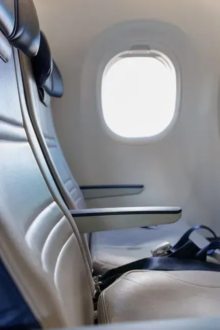 8. An empty seat left open when the flight has room (Image Credits: Pexels)