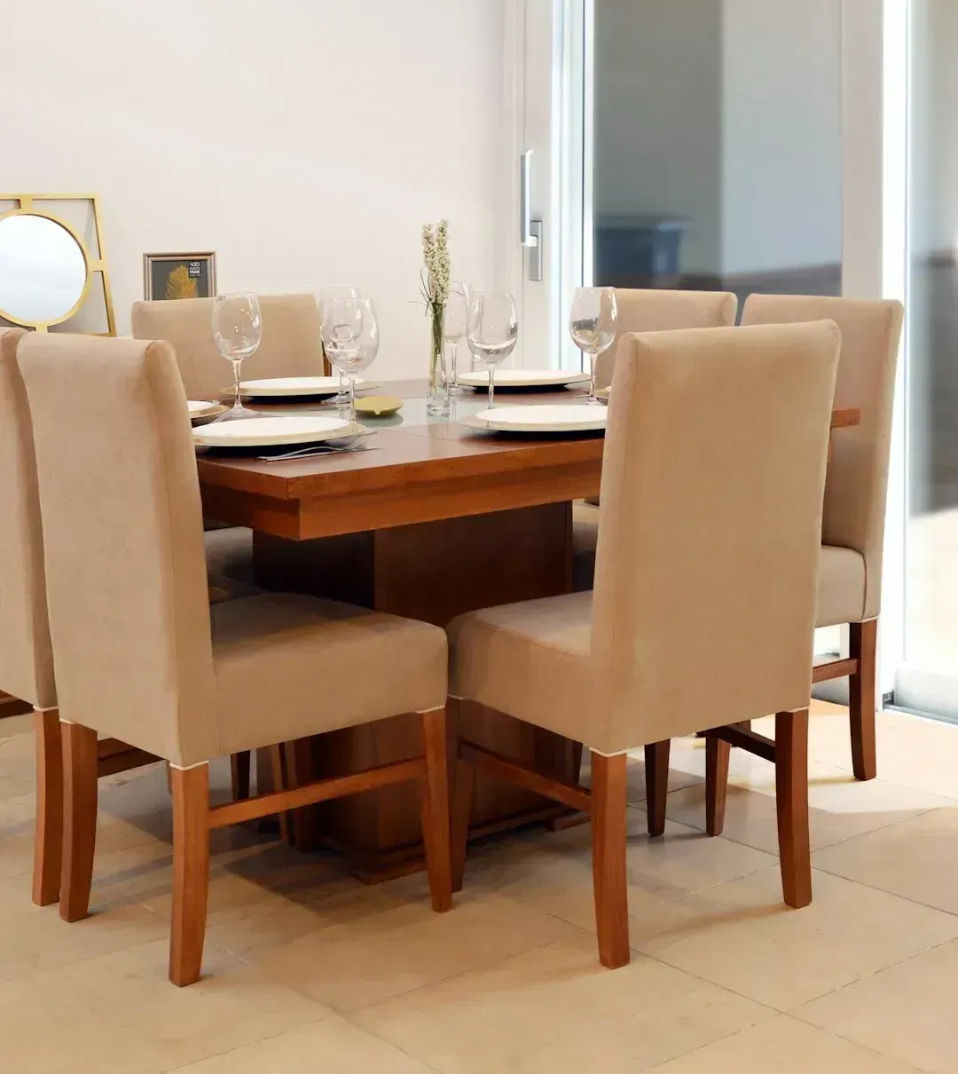 7. The Formal Dining Room: An Unused Room No Buyer Wants to Pay For (Image Credits: Unsplash)