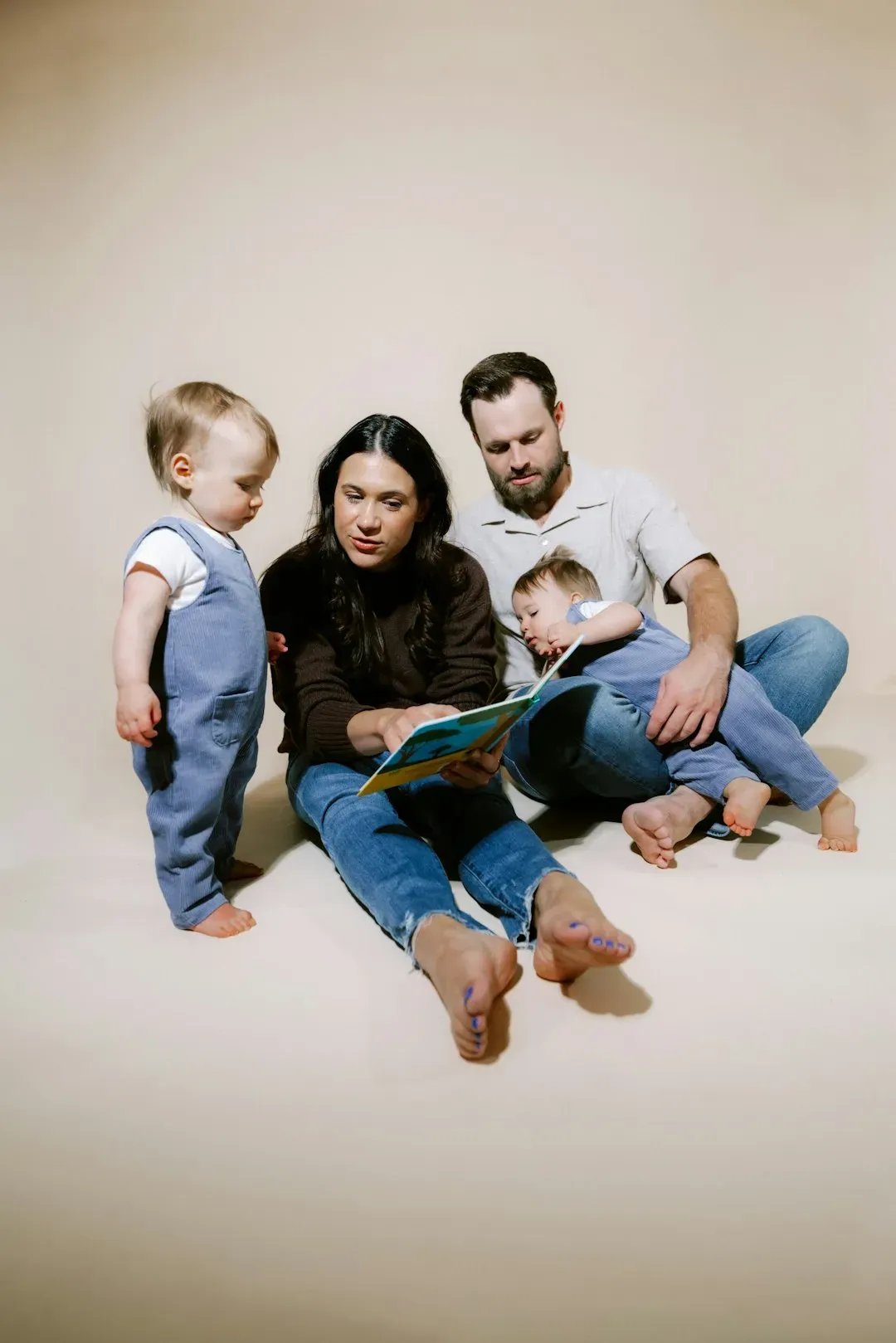 2. Sharing Family Stories and Personal History (Image Credits: Unsplash)