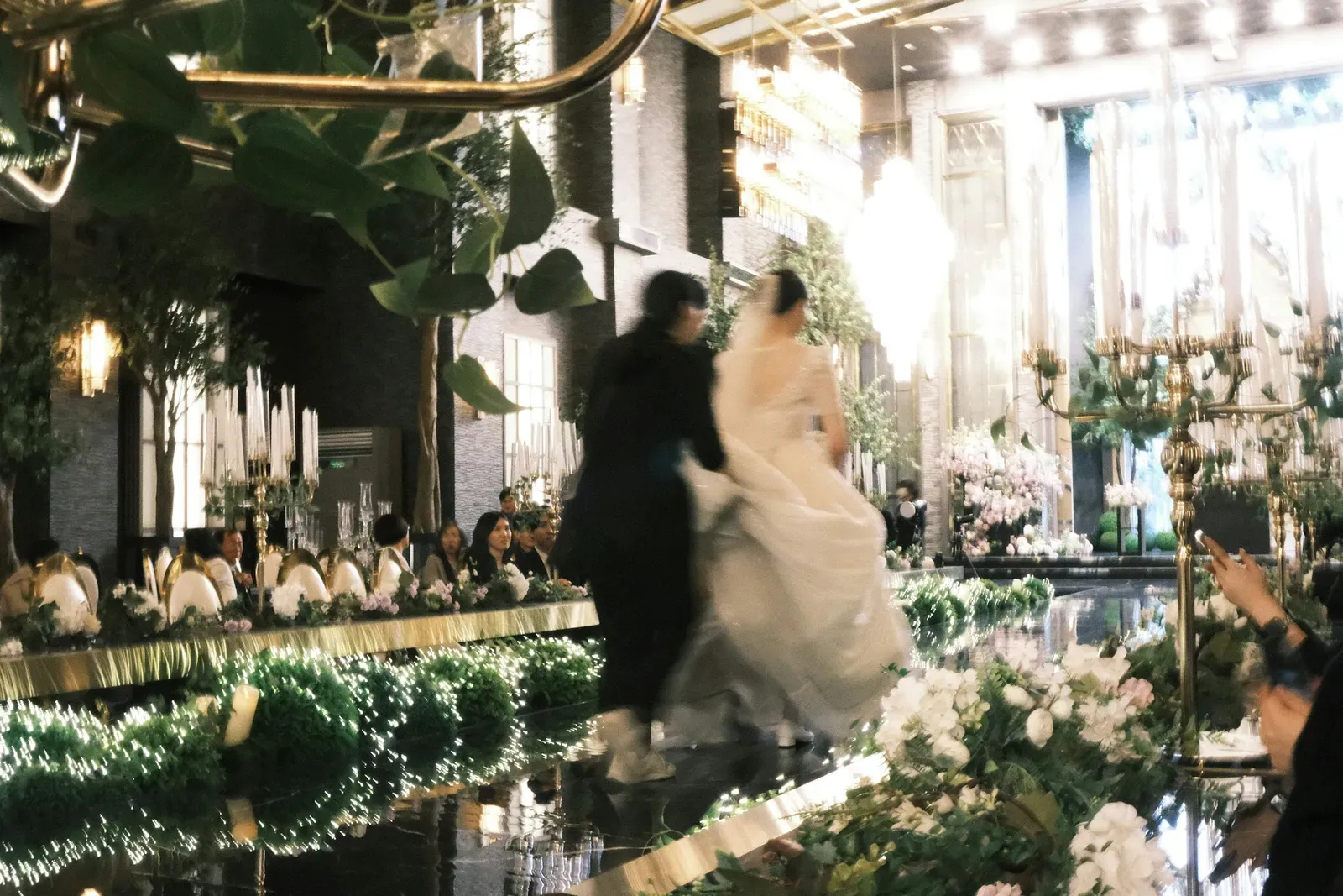 The First Look at the Aisle Entrance (Image Credits: Unsplash)