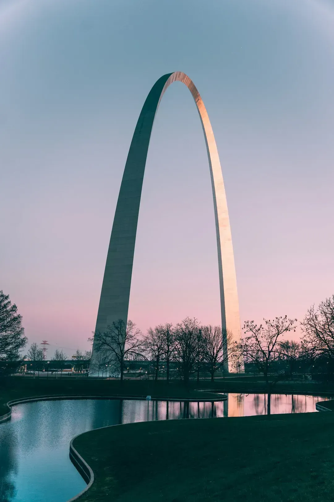 2. St. Louis, Missouri - The Gateway to Caution (Image Credits: Unsplash)