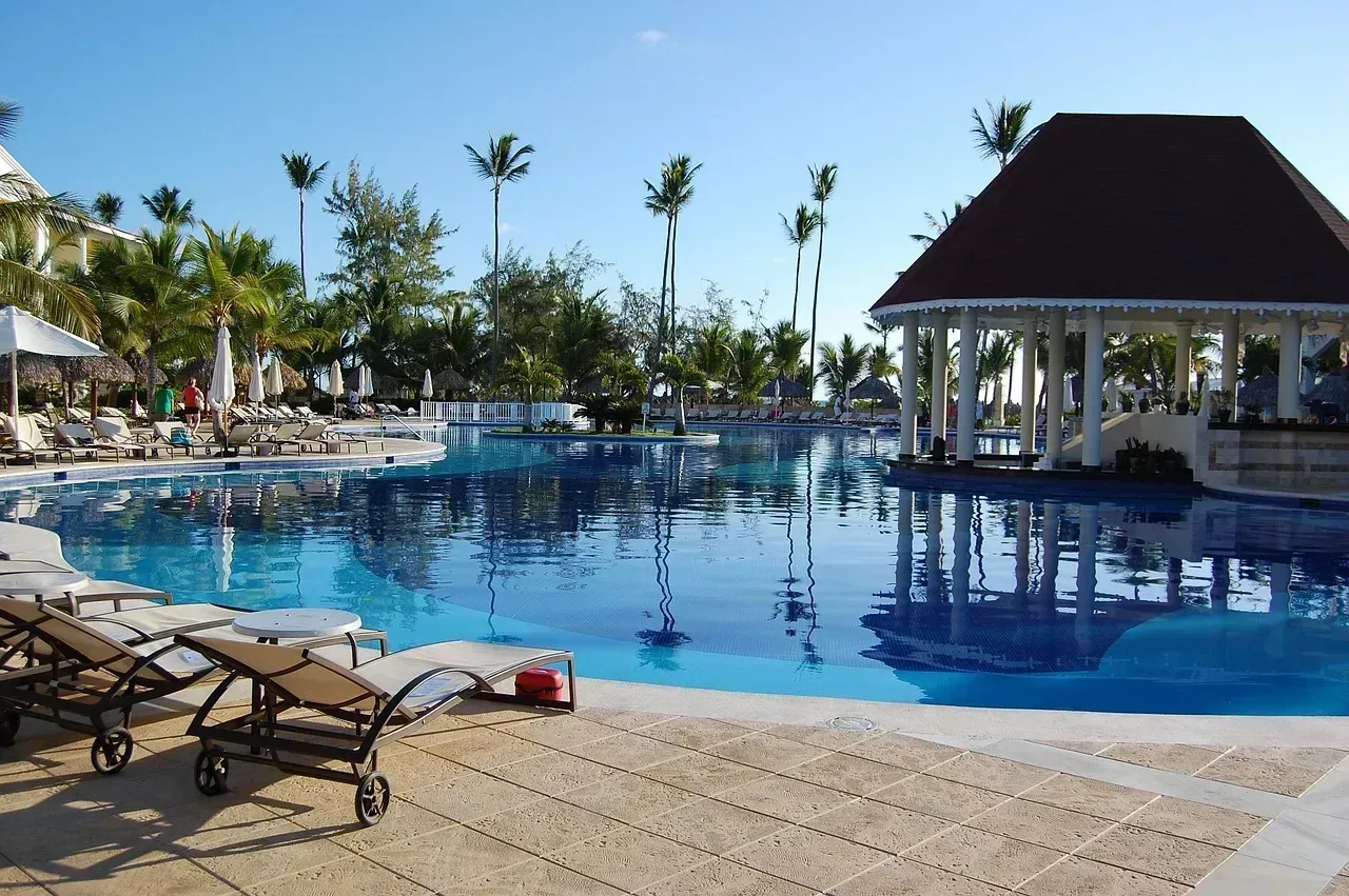 The Dominican Republic: Paradise Packaging That Oversells (Image Credits: Pixabay)