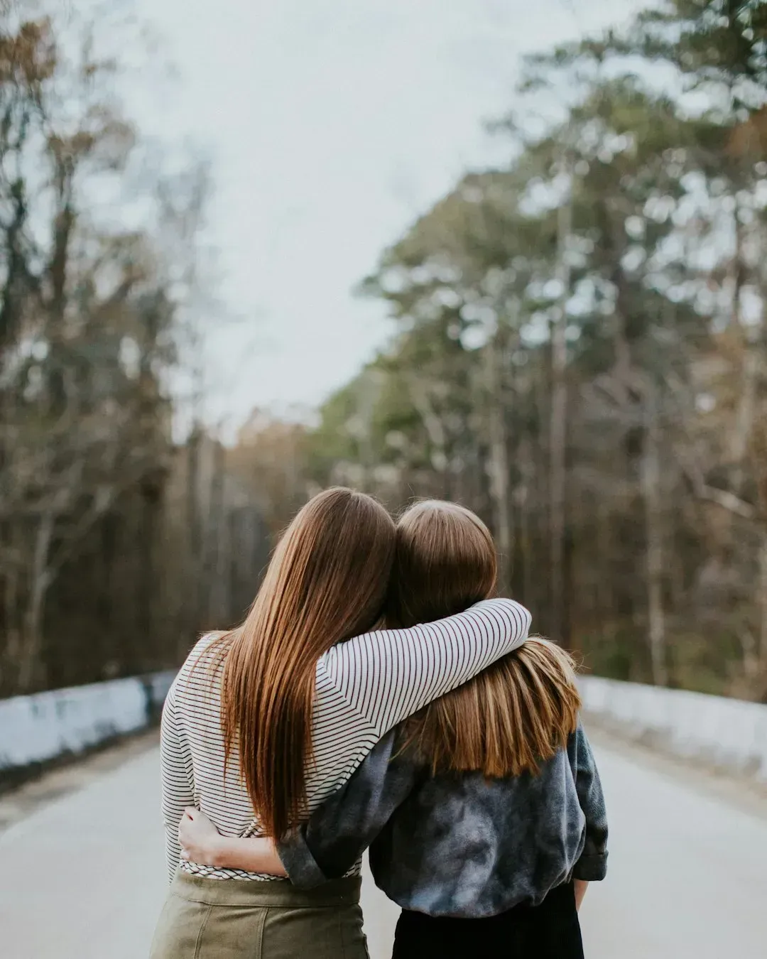 6. They Maintain Stable, Long-Term Relationships With Others Too (Image Credits: Unsplash)