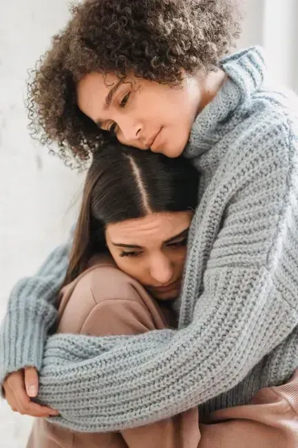 2. Genuine Empathy for Other People (Image Credits: Pexels)