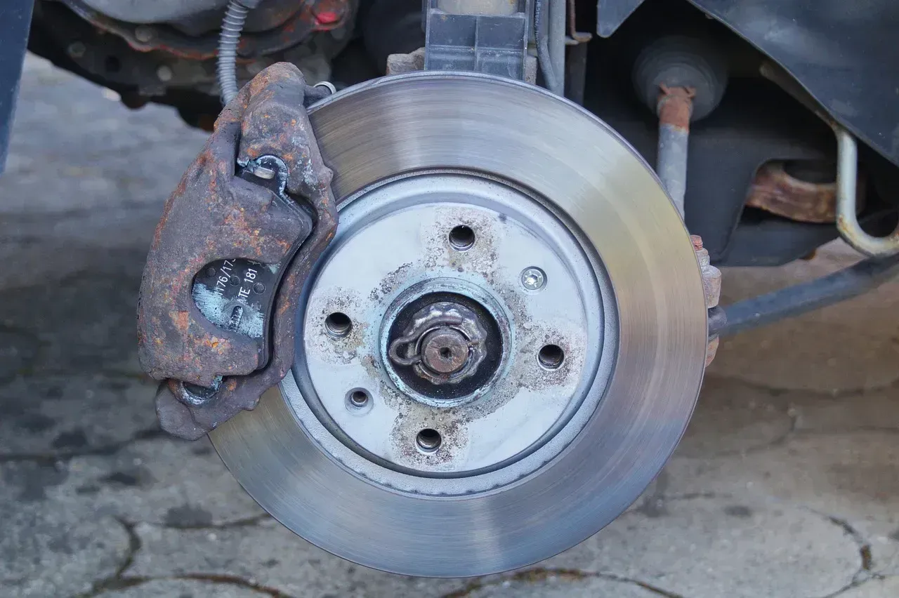 3. A strong burning smell near the engine or brakes (Image Credits: Pixabay)