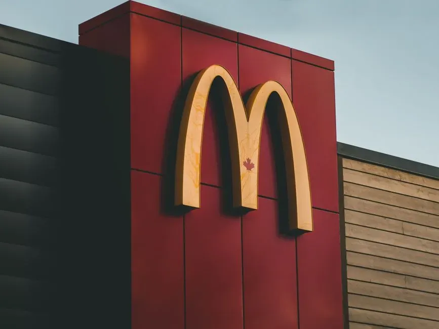 3. McDonald's Grilled Chicken Flatbread (Image Credits: Pexels)
