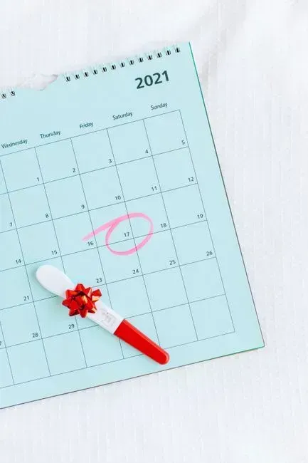4. Coordinating Family Calendars (Image Credits: Pexels)