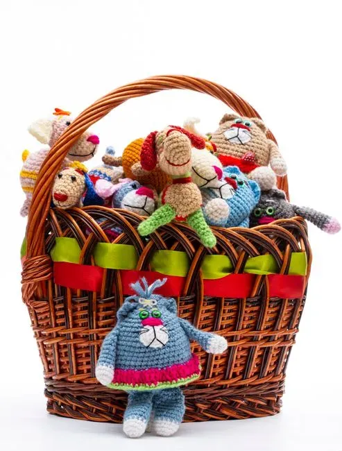 3. A Variety of Toys in Rotation (Image Credits: Pexels)