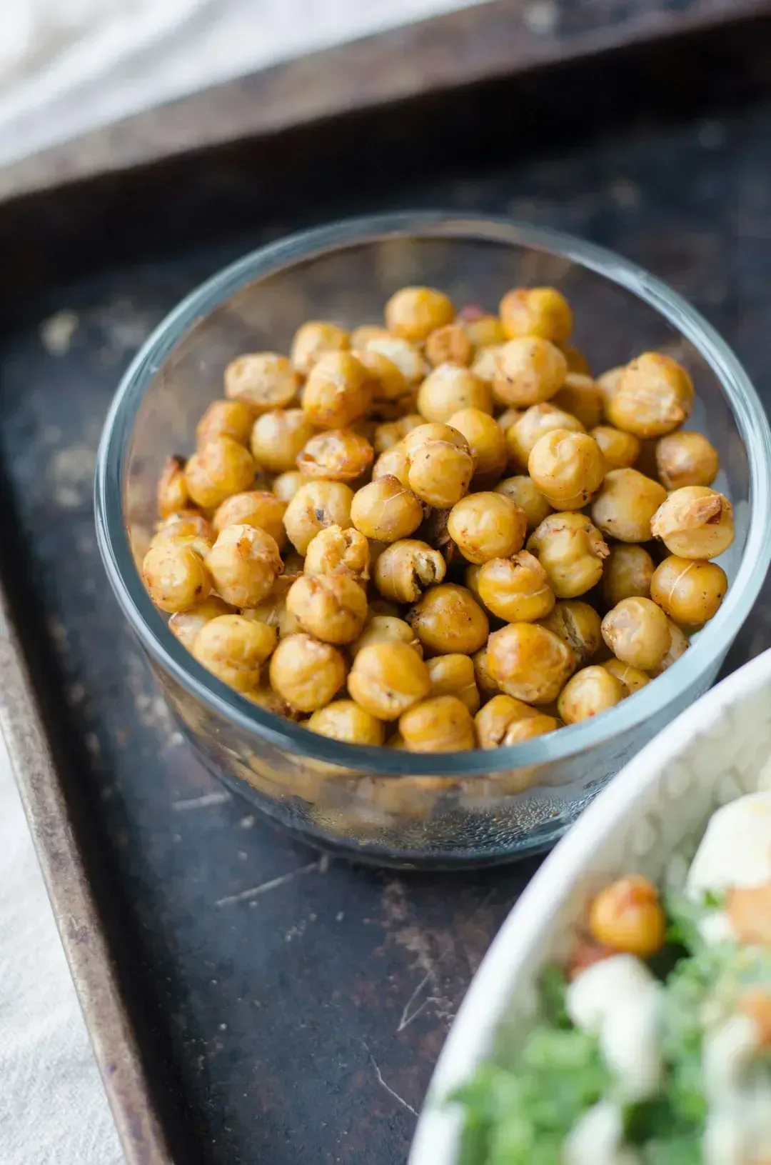 5. Roasted chickpeas (Image Credits: Unsplash)