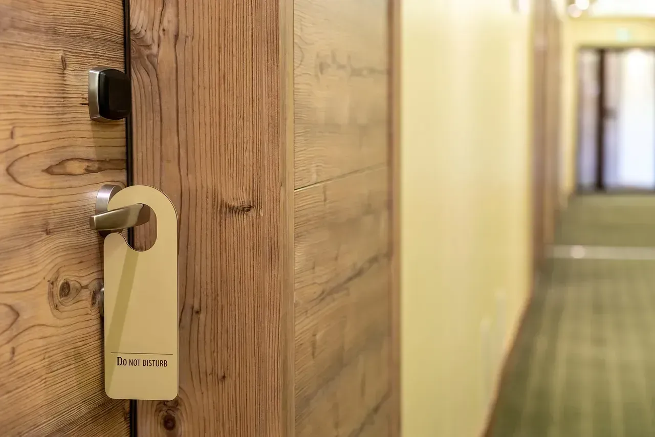 9. How You Use the Do Not Disturb Sign - or Don't (Image Credits: Pixabay)