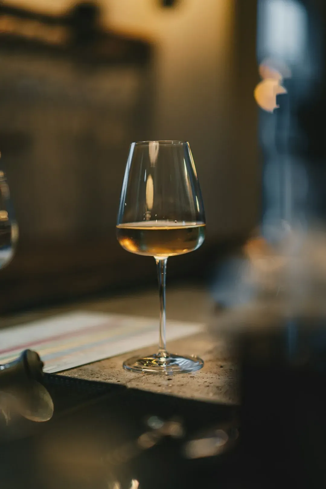 Overthinking #5: Holding Your Wine Glass "Correctly" (Image Credits: Unsplash)