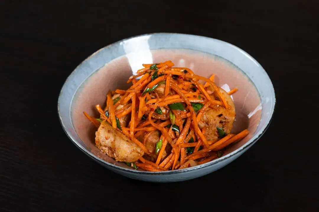 Spaghetti with Boiled Carrots and White Sauce (Image Credits: Unsplash)