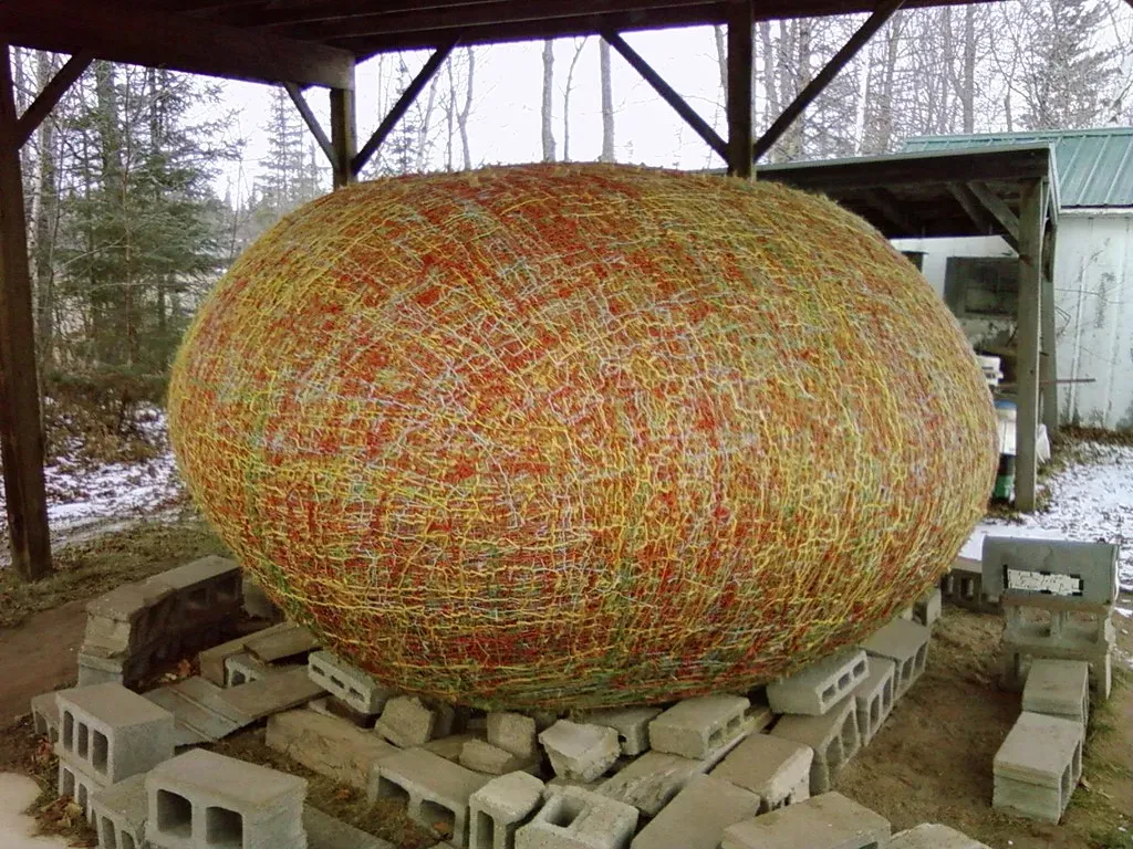 World's Largest Ball of Twine, Cawker City, Kansas (dj0ser, Flickr, CC BY 2.0)