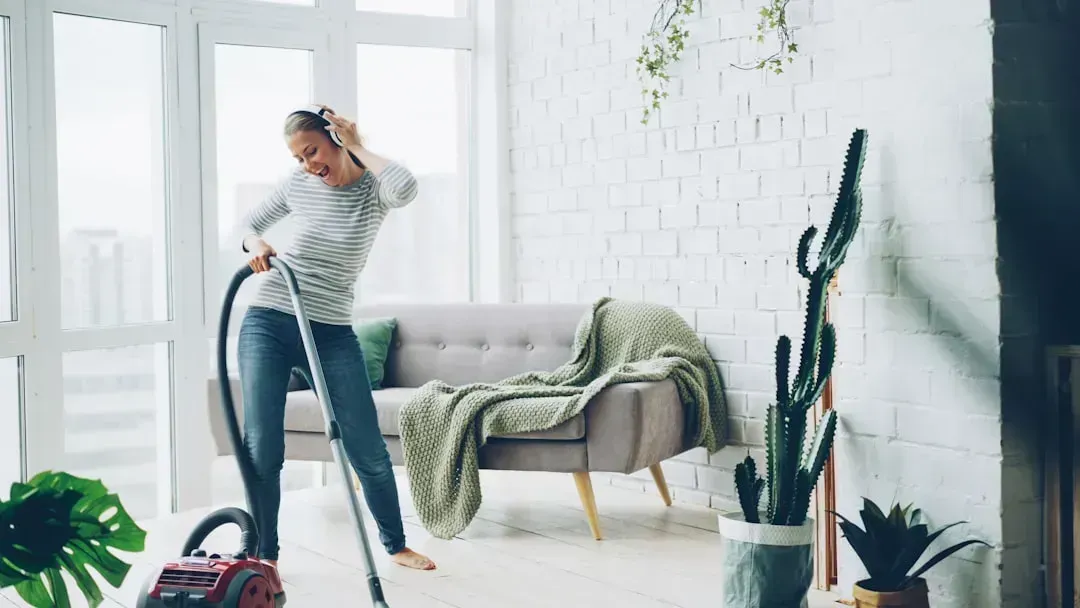 7. A Weekly Household Reset Routine (Image Credits: Unsplash)