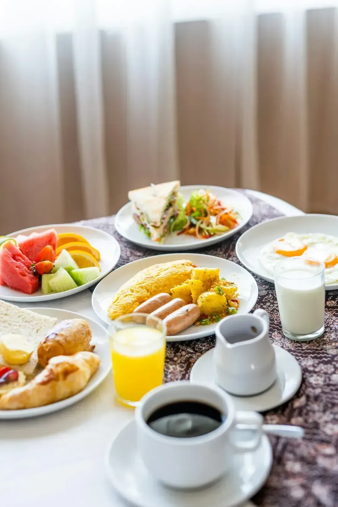 2. Skipping breakfast entirely or keeping it tiny (Image Credits: Unsplash)