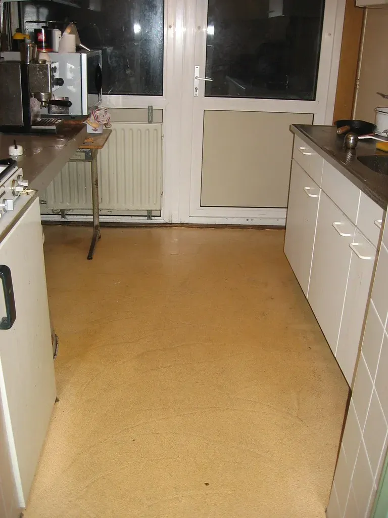 8. The Condition of the Floors (illustir, Flickr, CC BY 2.0)