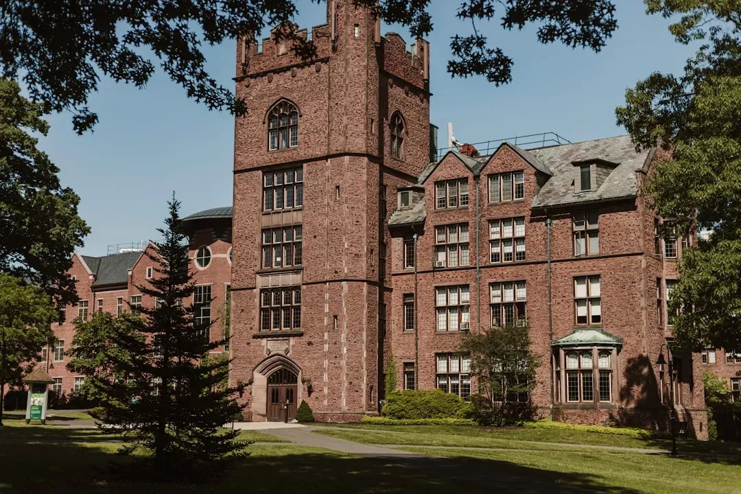 2. Massachusetts: Where World-Class Healthcare Meets Elite Education (Image Credits: Unsplash)