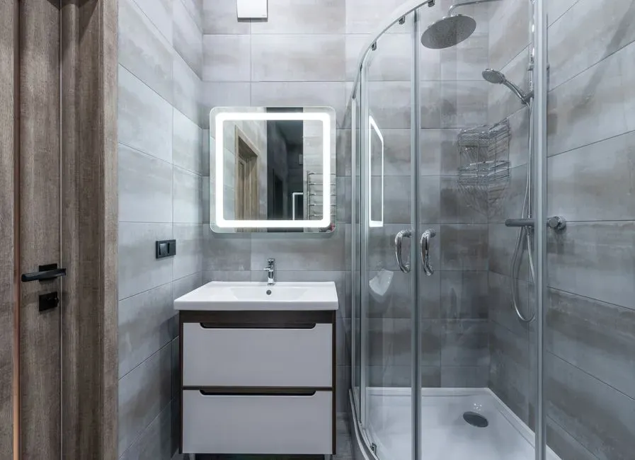 8. Choosing Organizers That Can't Handle Moisture or Spills (Image Credits: Pexels)
