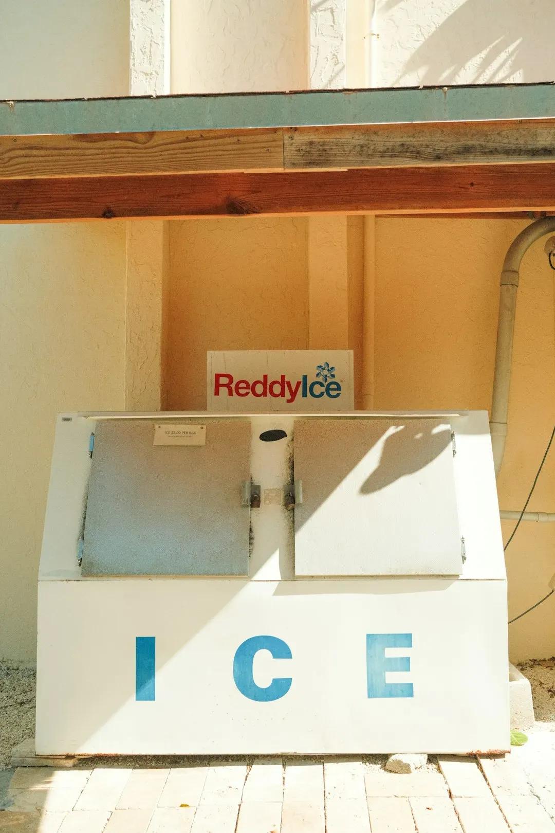 9. Neglected Equipment: Ice Machines, Gaskets, and Can Openers (Image Credits: Unsplash)