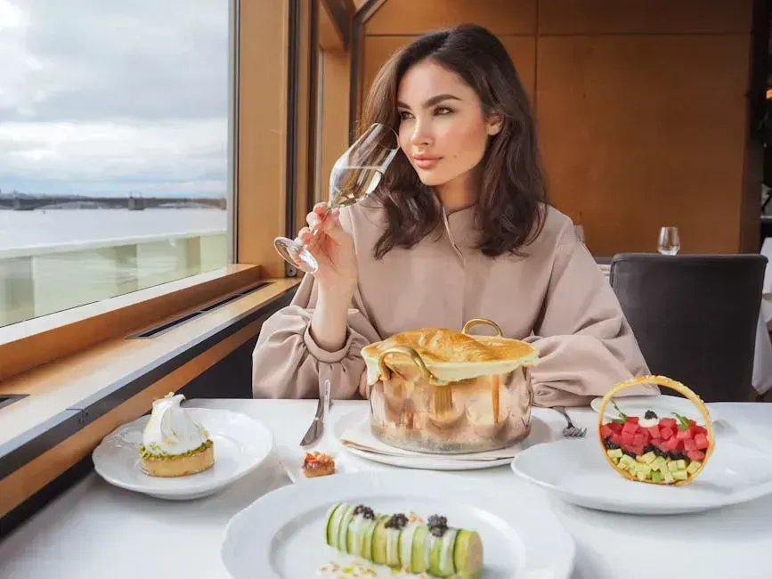 Specialty Dining: The Premium Restaurant Upcharge (Image Credits: Pexels)