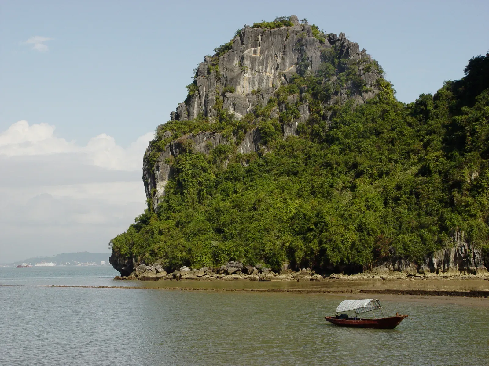 Vietnam (By Steven C. Price, CC BY-SA 4.0)
