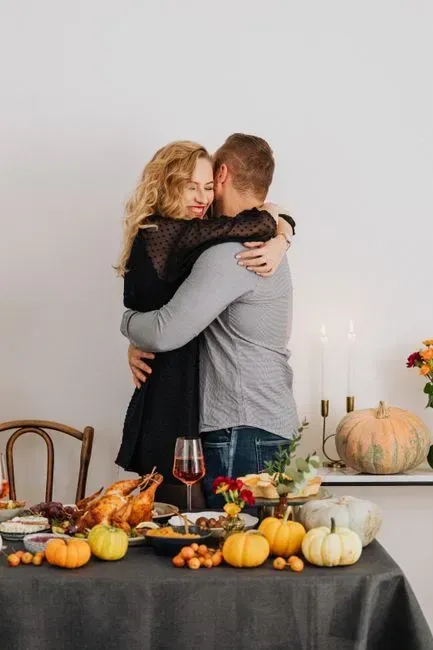 8. Letting Gratitude Disappear Over Time (Image Credits: Pexels)