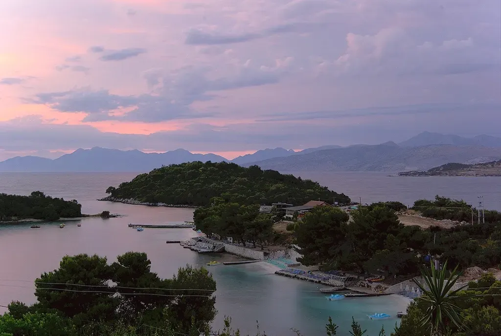 Albania (By Artur Malinowski - @Flickr: https://www.flickr.com/photos/am1974/, CC BY 2.0)