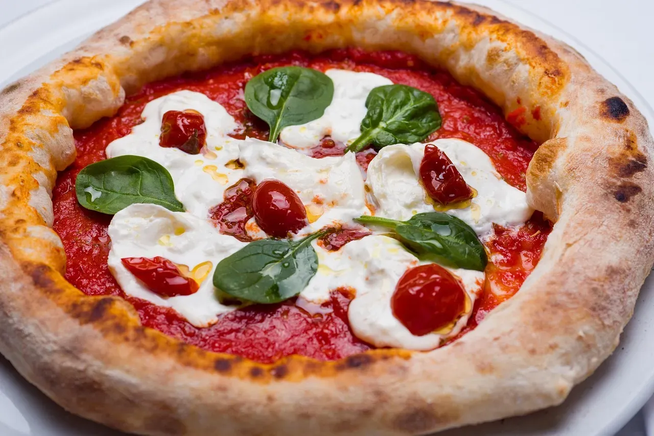 7. California Pizza Kitchen Four Cheese Crispy Thin Crust - Gourmet Packaging, Uneven Results (Image Credits: Pixabay)