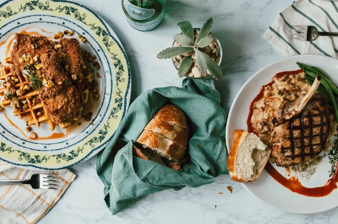 American "Elevated" Comfort Food: Hype at a Premium (Image Credits: Unsplash)