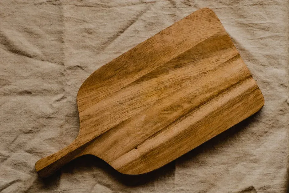 A Handmade or Heritage Wooden Cutting Board (Image Credits: Pexels)