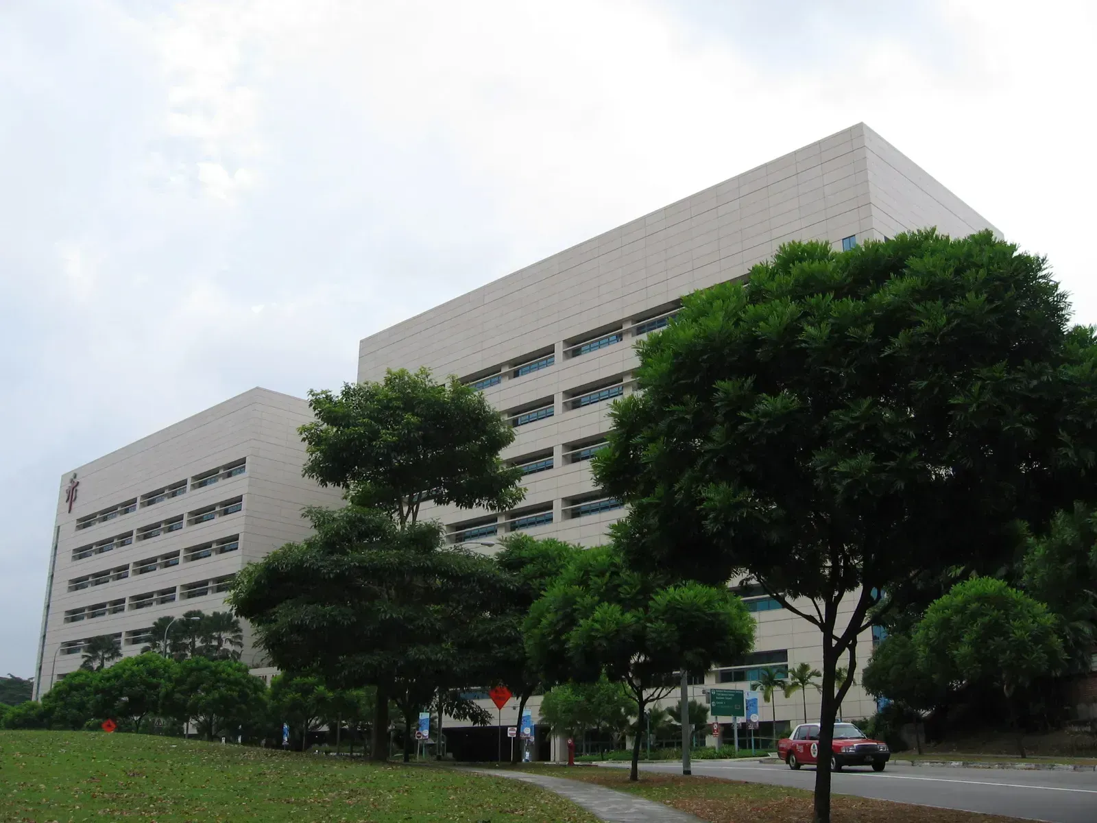 5. Singapore (By User:Sengkang, Copyrighted free use)