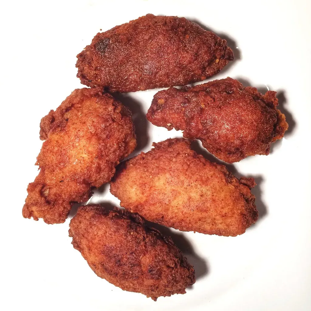 2. Nashville Hot Chicken - Tennessee (jmdillree, Flickr, CC BY 2.0)