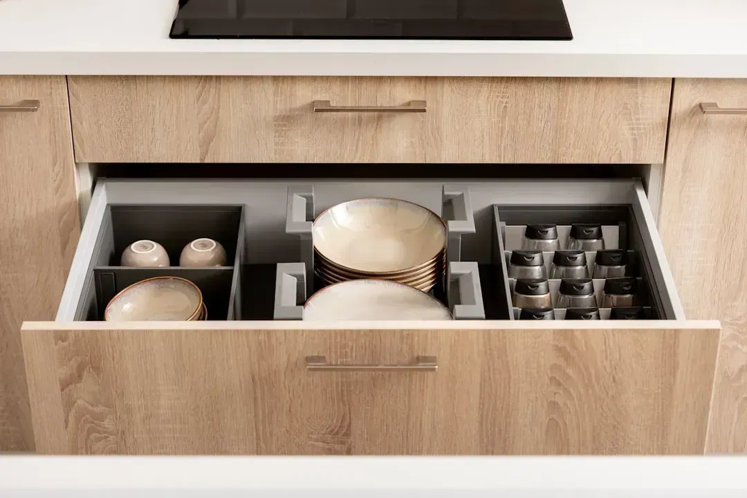 11. Deep Lower-Cabinet Drawers Instead of Fixed Shelves (Image Credits: Unsplash)