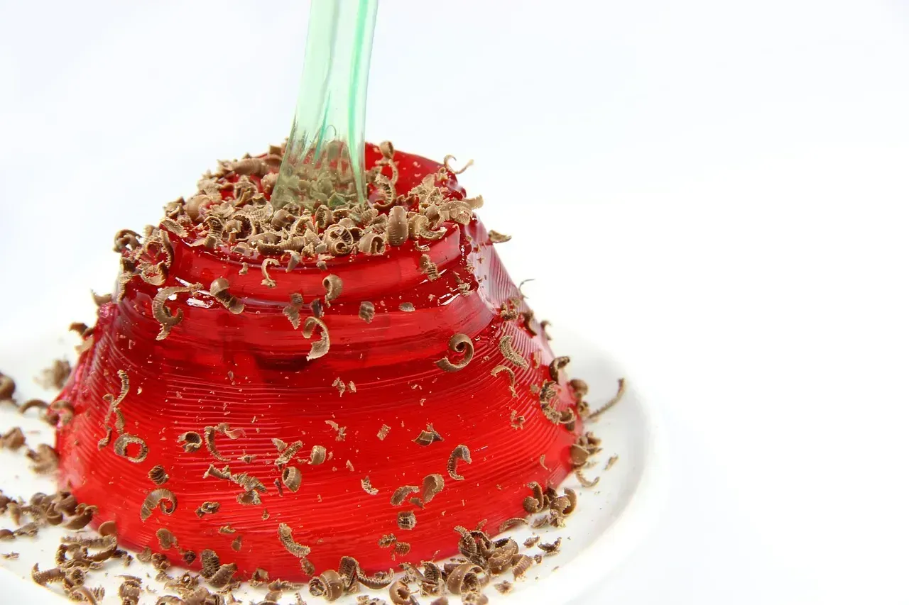 1. Jell-O Molds and Congealed Salads (Image Credits: Pixabay)