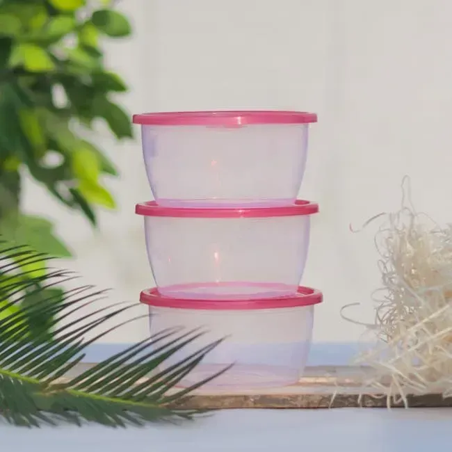 14. Uniform Deli Containers for Storage and Mise (Image Credits: Pexels)