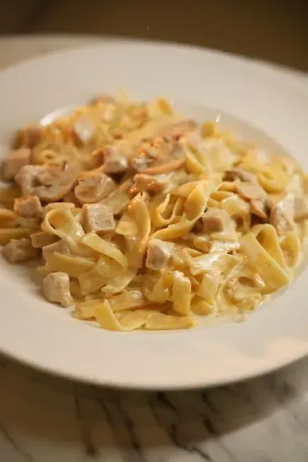 2. Zatarain's Blackened Chicken Alfredo (Image Credits: Pexels)