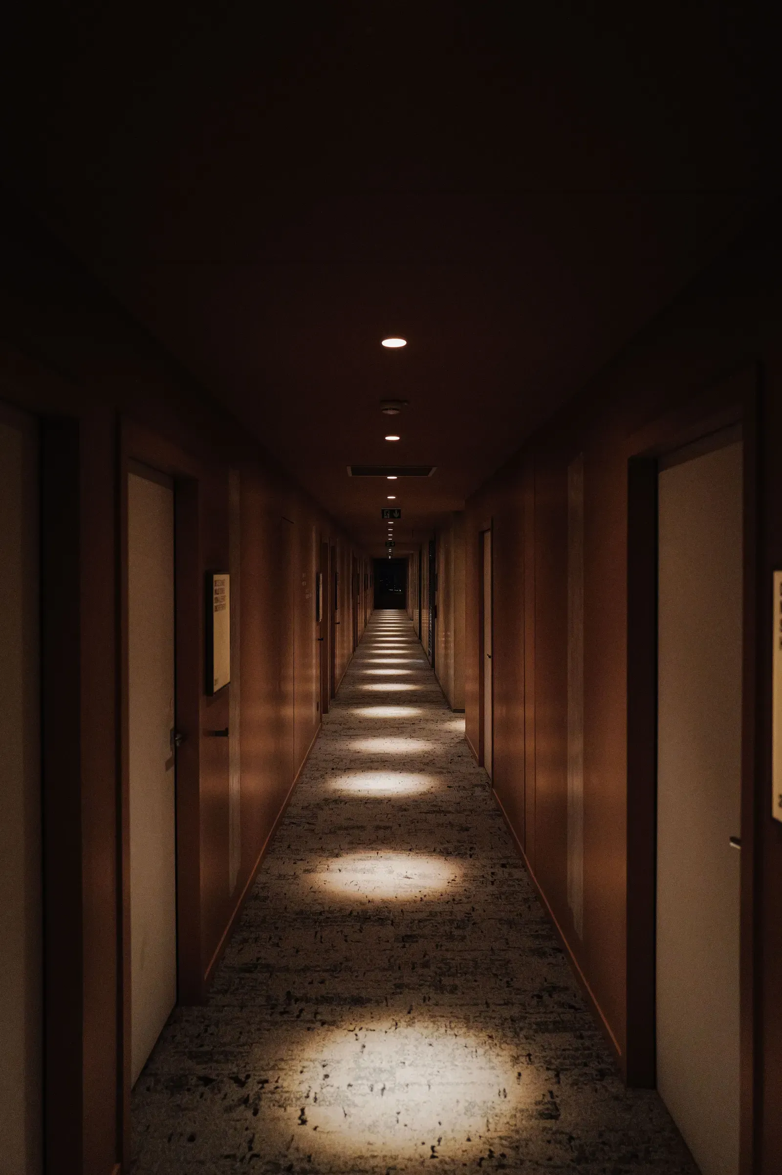 Noise Levels and Room Location (Image Credits: Pexels)