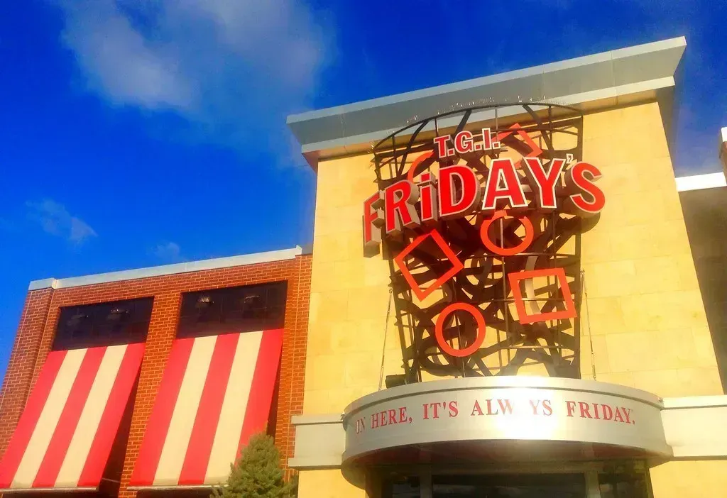 3. TGI Fridays: Happy Hour Is Over (JeepersMedia, Flickr, CC BY 2.0)
