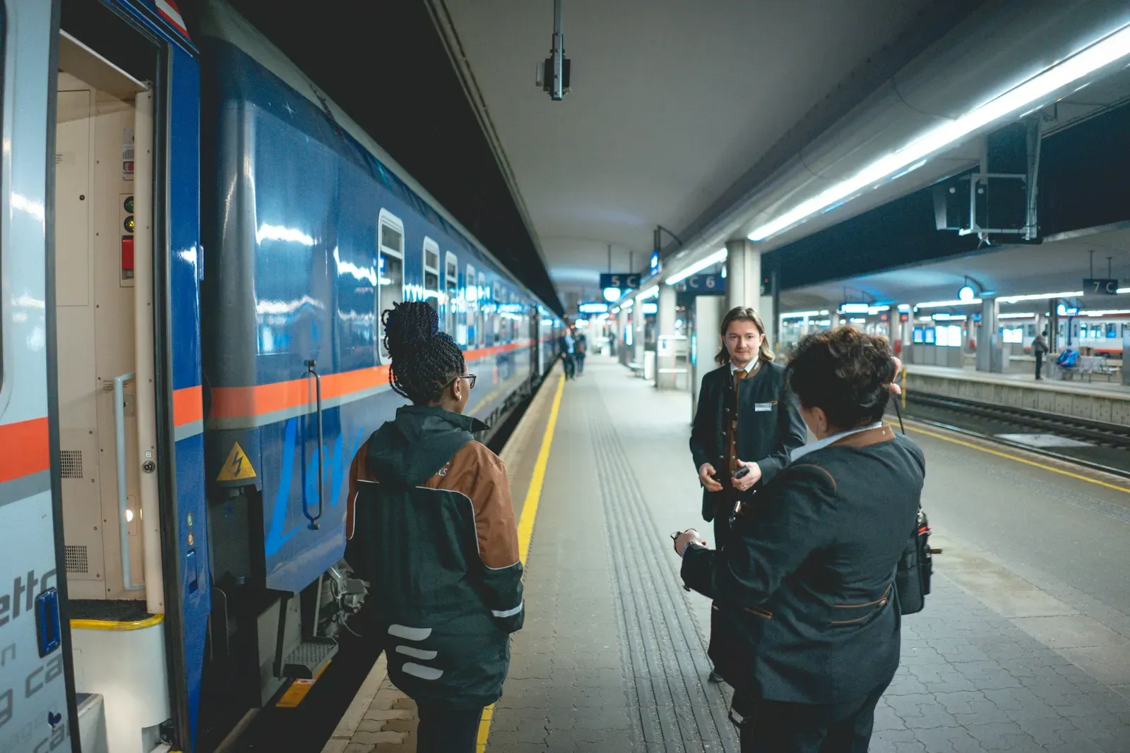Vienna to Hamburg (Image Credits: Unsplash)