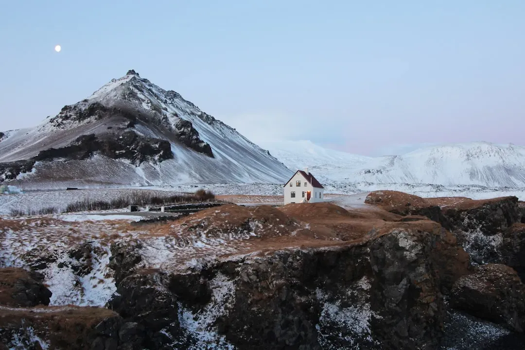 The landscape itself changes color and character (Image Credits: Unsplash)