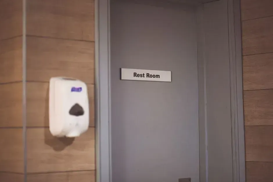 4. A bathroom stop during the walk to the gate (Image Credits: Pexels)