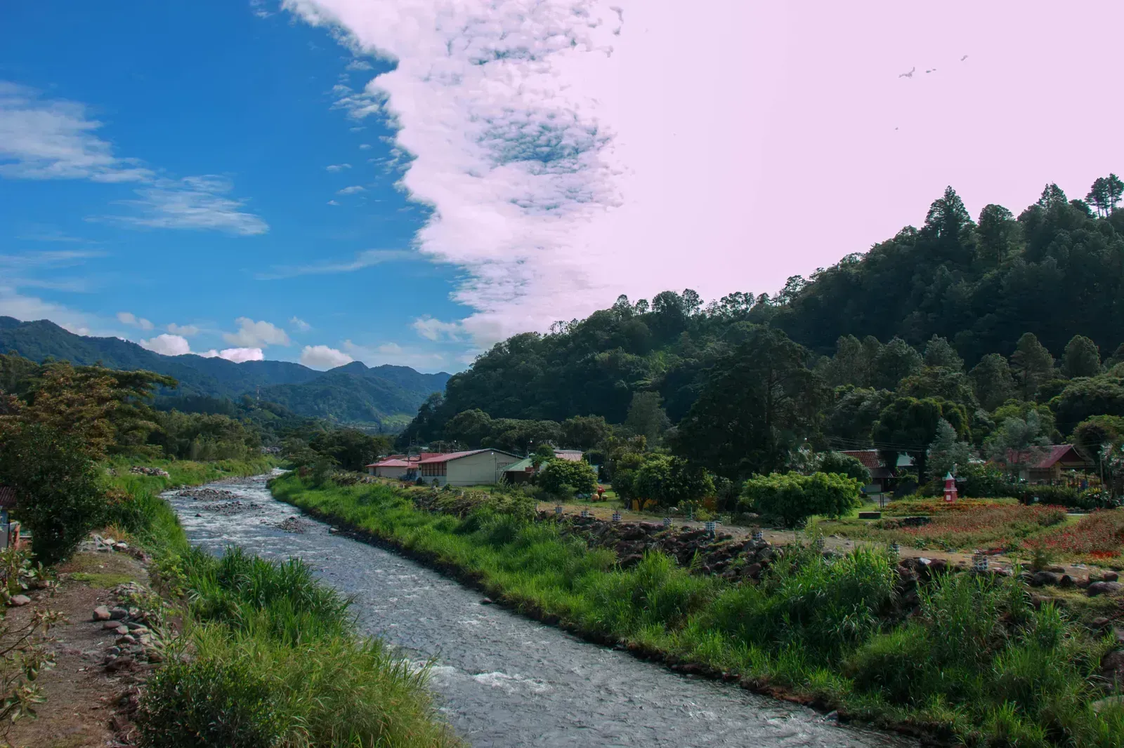 Panama (Imported from 500px (archived version) by the Archive Team. (detail page), CC BY 3.0)
