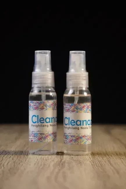 Carbon Tetrachloride Spot Removers (Image Credits: Pexels)
