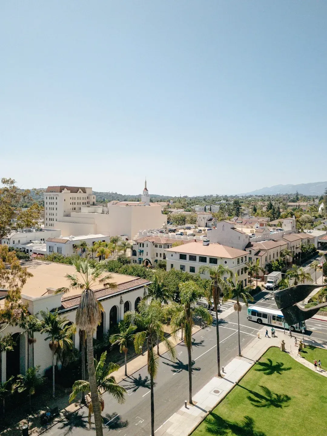 6. Santa Barbara, California - The American Riviera (Image Credits: Unsplash)