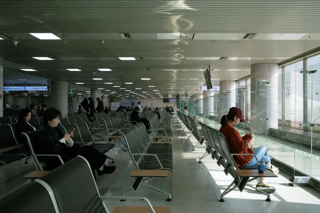 4. They Never Arrive at the Airport Without a Buffer (Image Credits: Unsplash)
