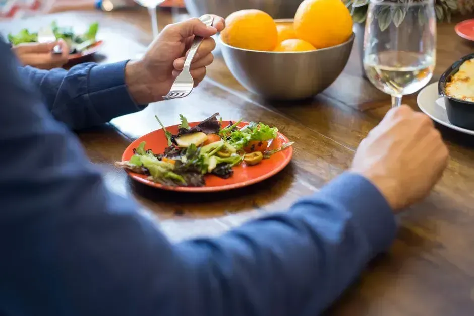 3. Eating Dinner in the Middle of the Day (Image Credits: Pexels)